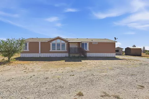 864 N Taylor Rd, Willcox, AZ 85643