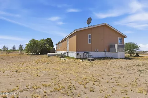 864 N Taylor Rd, Willcox, AZ 85643 photo 3
