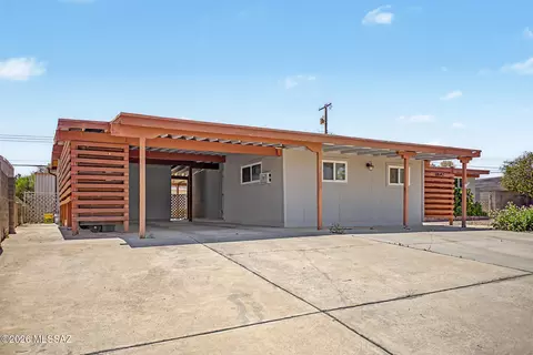 7640 E 27th St, Tucson, AZ 85710