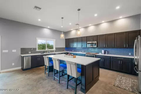 Kitchen - 16276 Empire View Rd, Vail, AZ 85641 photo 2 of 5