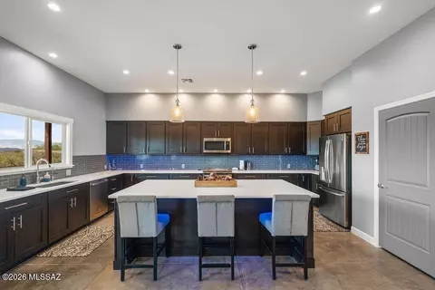 Kitchen - 16276 Empire View Rd, Vail, AZ 85641 photo 1 of 5