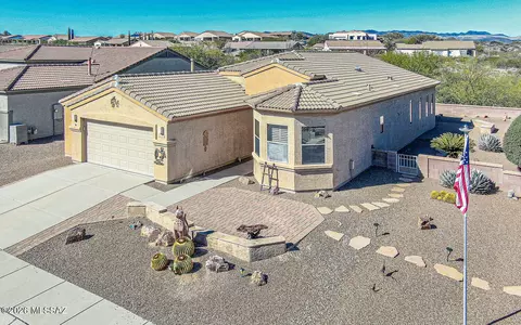 5108 S Via Loma Verde, Green Valley, AZ 85622