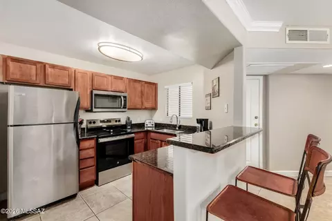 5751 N Kolb Rd #25103, Tucson, AZ 85750