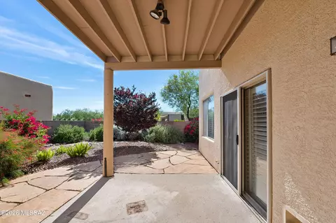 Exterior - 1502 E Painted Colt Loop, Tucson, AZ 85719 photo 2 of 4