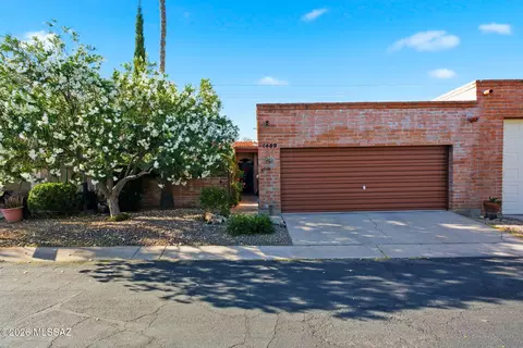 1489 W Cerrada Veracruz, Tucson, AZ 85704