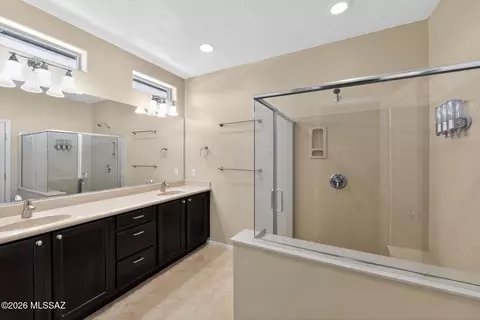 Bath - 14041 E Stanhope Blvd, Vail, AZ 85641 photo 1 of 4