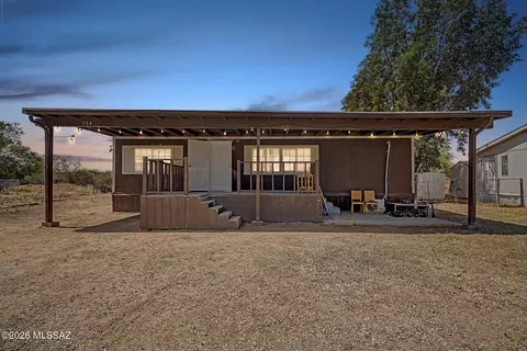 17200 S La Villita Rd #104, Sahuarita, AZ 85629