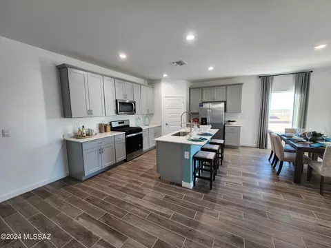14107 E Canidae Dr, Vail, AZ 85641 photo 3