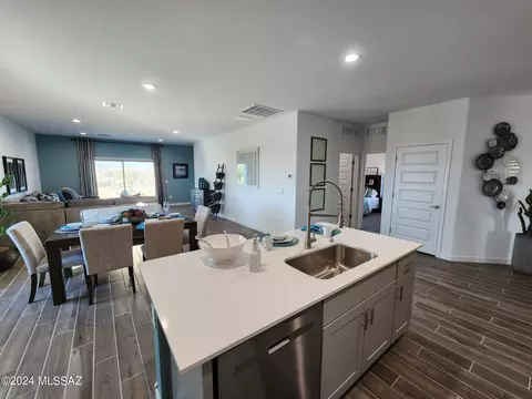 14107 E Canidae Dr, Vail, AZ 85641 photo 5