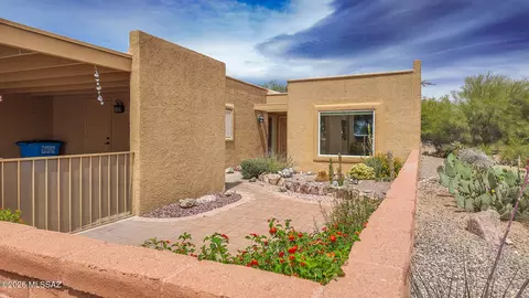 724 W Rio San Pedro, Green Valley, AZ 85614