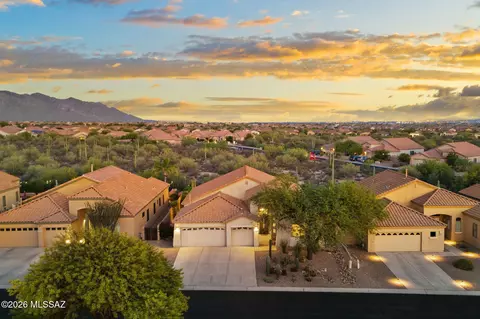 12304 N Lost Shadow Ct, Marana, AZ 85658