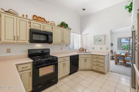 Kitchen - 64229 E Chippewa Ct, Tucson, AZ 85739 photo 1 of 6