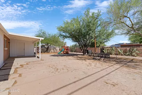 Exterior - 5859 E 33rd, Tucson, AZ 85711 photo 4 of 7