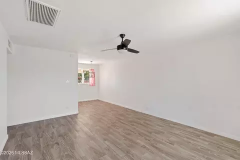 Living - 5859 E 33rd, Tucson, AZ 85711 photo 1 of 2