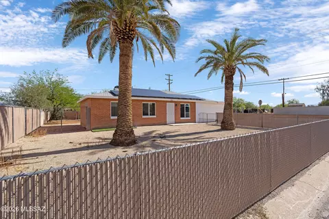 Exterior - 5859 E 33rd, Tucson, AZ 85711 photo 2 of 7