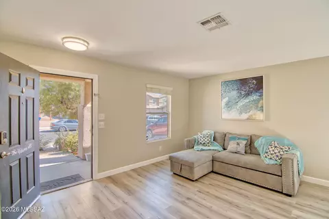9339 N June Bug Dr, Tucson, AZ 85742