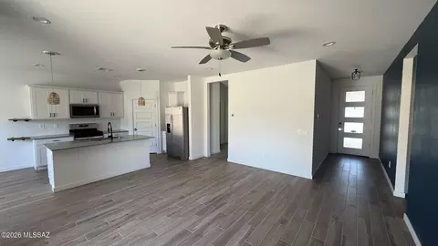 Entry Way - 667 W Wilkinson St, Vail, AZ 85641 photo 1 of 1