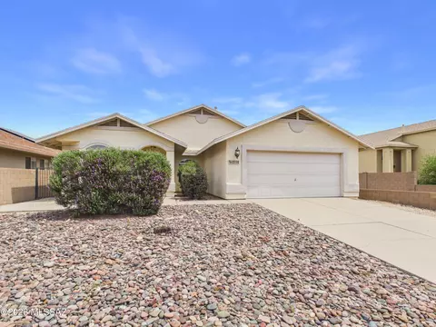2550 W Blaine Ct, Tucson, AZ 85745