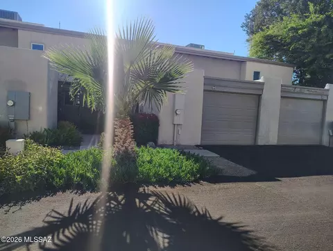 3750 N Country Club Rd #64, Tucson, AZ 85716