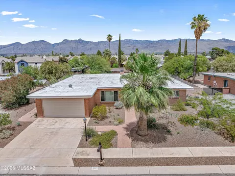 9021 E Sierra St, Tucson, AZ 85710