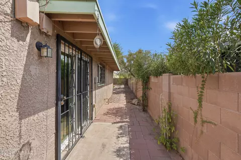 Exterior - 3340 E Bermuda St, Tucson, AZ 85716 photo 9 of 11