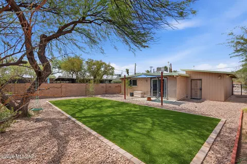 Exterior - 3340 E Bermuda St, Tucson, AZ 85716 photo 6 of 11