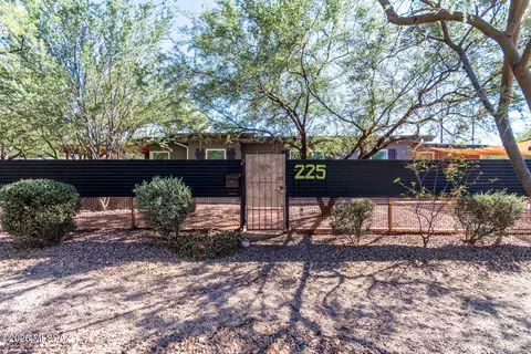 225 W 1st St, Tucson, AZ 85705
