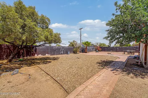 Exterior - 6241 E 34th St, Tucson, AZ 85711 photo 3 of 5