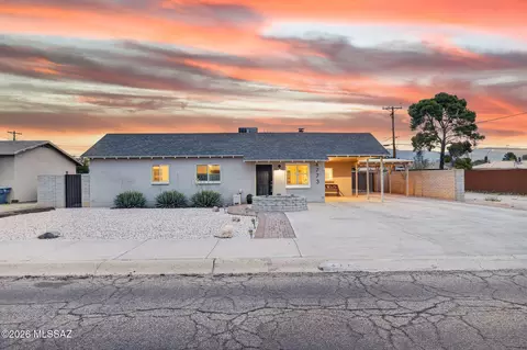 4773 Eastland St, Tucson, AZ 85711