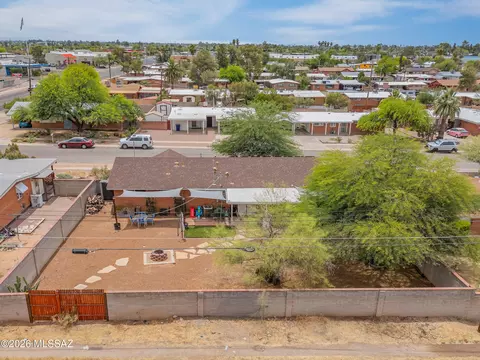 View/Area - 7449 E 18th St, Tucson, AZ 85710 photo 5 of 5