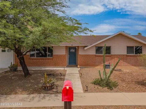 Exterior - 7449 E 18th St, Tucson, AZ 85710 photo 2 of 13