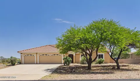 6827 S Star Ridge Pl, Tucson, AZ 85757