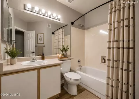 Bath - 7867 E Roget Dr, Tucson, AZ 85710 photo 3 of 4