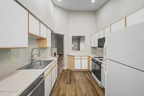 Kitchen - 7867 E Roget Dr, Tucson, AZ 85710 photo 5 of 5