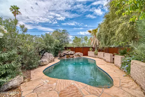2217 N Tucson Blvd, Tucson, AZ 85716