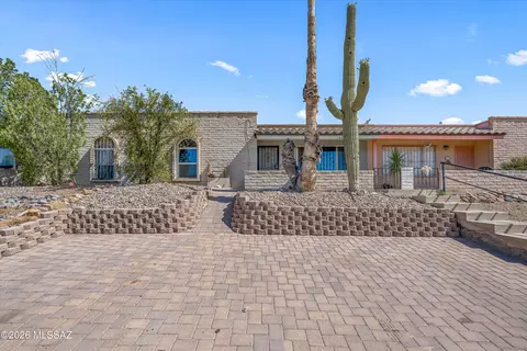 1824 W Caravelle Rd, Tucson, AZ 85713