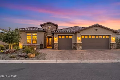 61369 E Limestone St, Oracle, AZ 85623