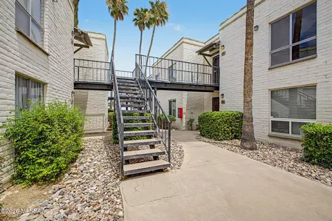 8450 E Old Spanish Trl #225, Tucson, AZ 85710