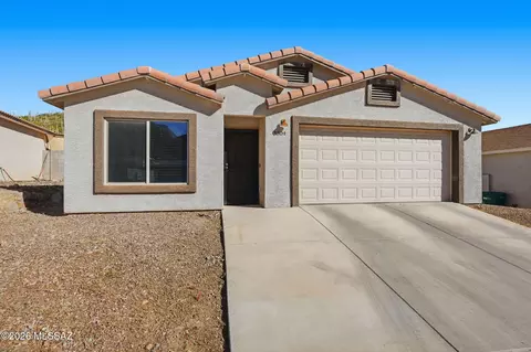 3304 W Athenee Ct, Tucson, AZ 85746