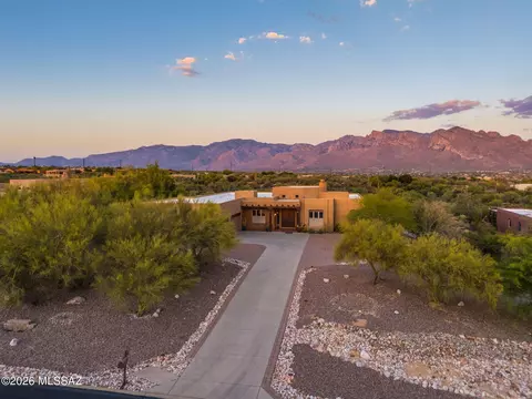 10148 N Wild Creek Dr, Oro Valley, AZ 85742