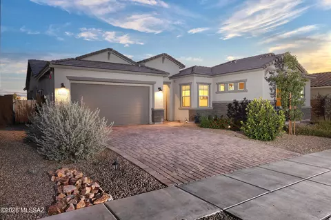 2567 W Plateau Ridge Dr, Oro Valley, AZ 85742