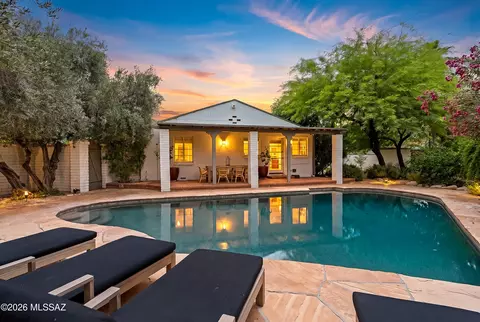 220 S El Volador St, Tucson, AZ 85711