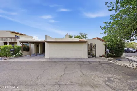 651 E Camino Lujosa, Tucson, AZ 85704