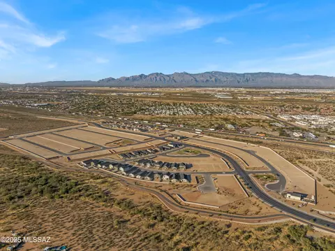 View/Area - 5959 E Jayden Ln, Tucson, AZ 85756 photo 10 of 14