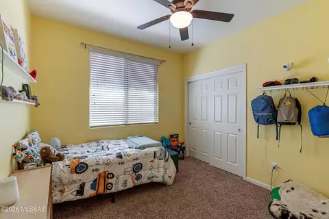 Bedroom - 11338 E Squash Blossom Loop, Tucson, AZ 85747 photo 4 of 5