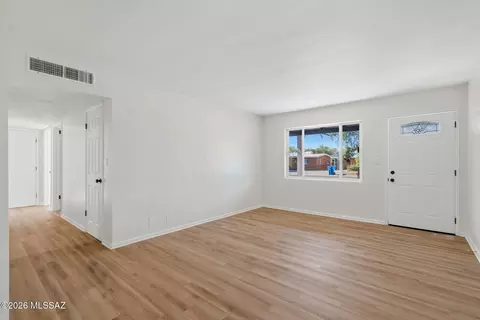 Living - 4722 E Hampton St, Tucson, AZ 85712 photo 2 of 4