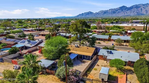 View/Area - 4722 E Hampton St, Tucson, AZ 85712 photo 4 of 6