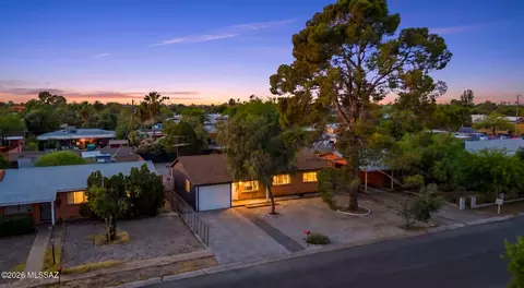 View/Area - 4722 E Hampton St, Tucson, AZ 85712 photo 1 of 6