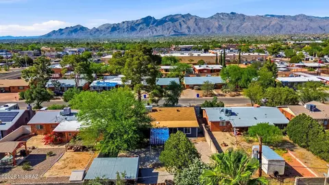 View/Area - 4722 E Hampton St, Tucson, AZ 85712 photo 3 of 6