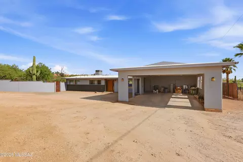 220 E Magee, Tucson, AZ 85704